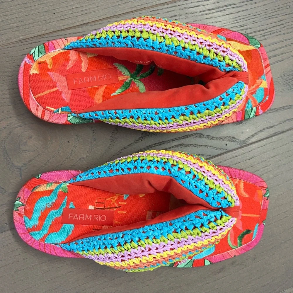 Farm Rio Tropical Colorful Crochet Puffy Flip Flop Sandals - Shoe Bag - 8 - Picture 9 of 10